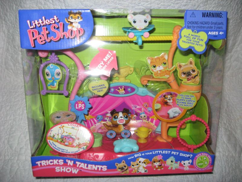 Littlest Pet Shop Retired Tricks N Talent Show Set NIB  