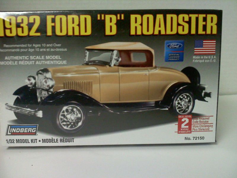 1932 FORD B ROADSTER MODEL KIT  