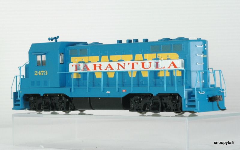 Athearn HO 91542 CF7  Angled Cab FORT WORTH & WESTERN #2473  