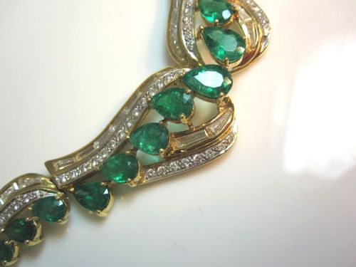  $23,397 JARED LEVIAN 13.15CT DIAMOND & EMERALD TIARA 18K GOLD 