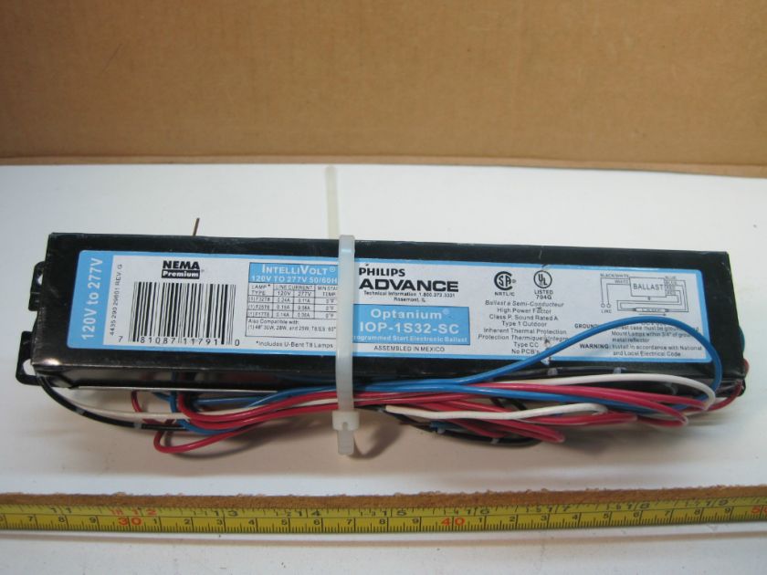 Philips Advance IOP IS32 SC IntelliVolt 120 to 277V Ballast for (1 