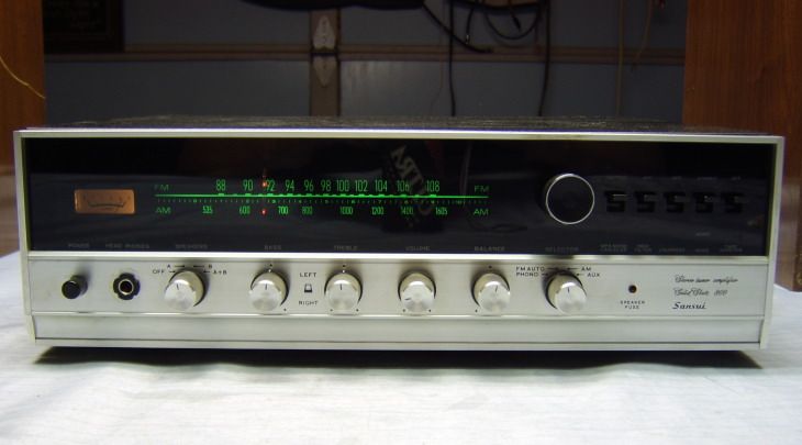 Vintage Sansui 800 Tuner Amplifier (Receiver) Serviced and Ready to go 