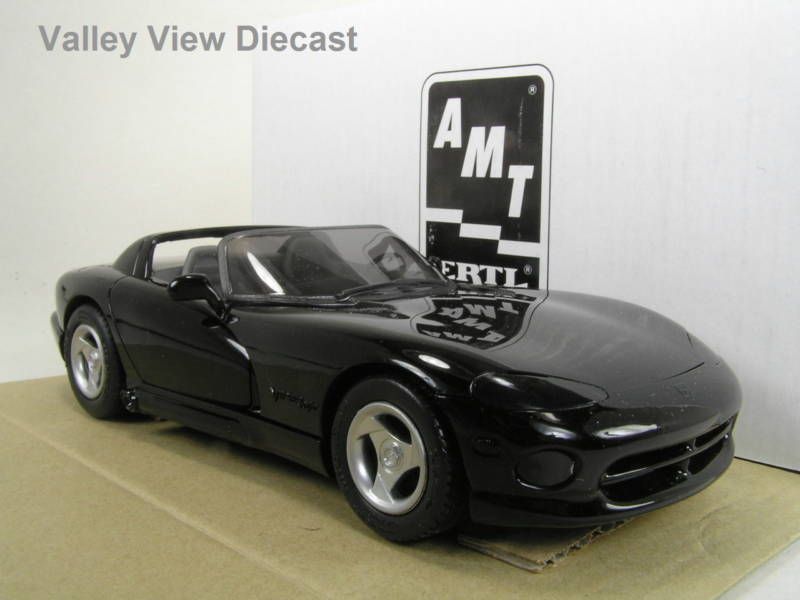 PROMO   AMT/ERTL 1993 DODGE VIPER RT/10 MIB  