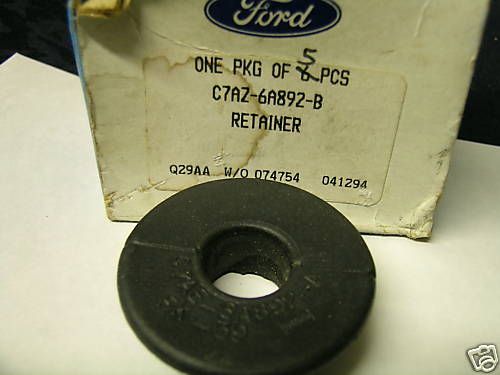 NOS FORD 428CJ BOSS 302 PCV VALVE GROMMET C7AZ 6A892 B  