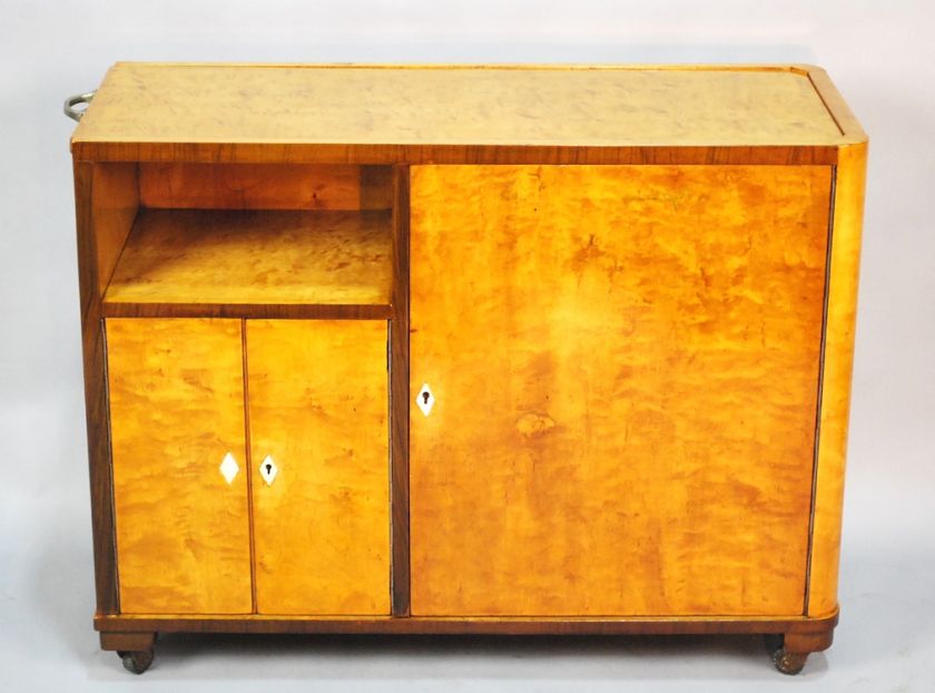 GREAT FIGURED MAPLE FRENCH ART DECO BAR CABINET / CART, CA. 1930 