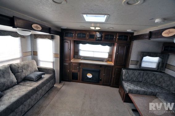 2012   Rockwood Windjammer   3065W   843554   Seagrass   06 at 