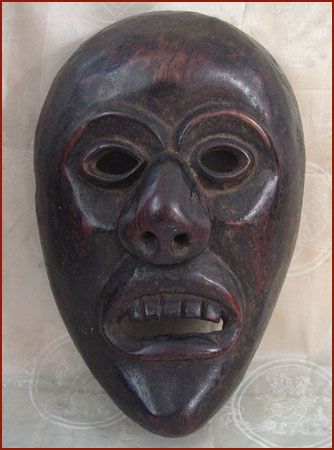 WONDERFUL ANTIQUE TAMANG MAGAR MASK NEPAL  