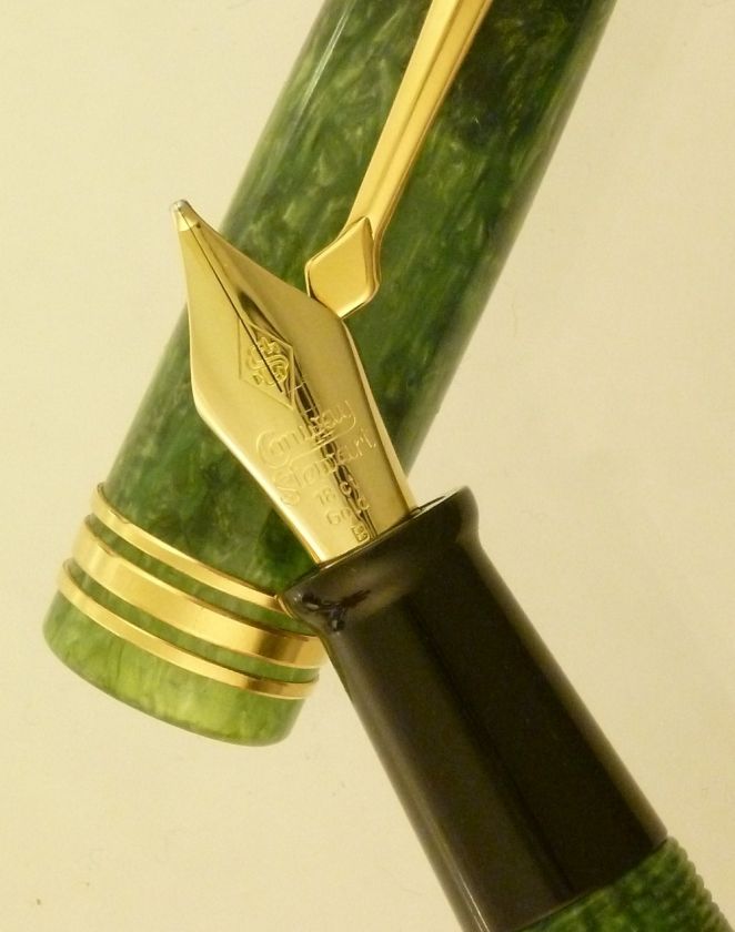 CONWAY STEWART 58 FOUNTAIN PEN, MODERN, 18 CARAT BROAD POINT  