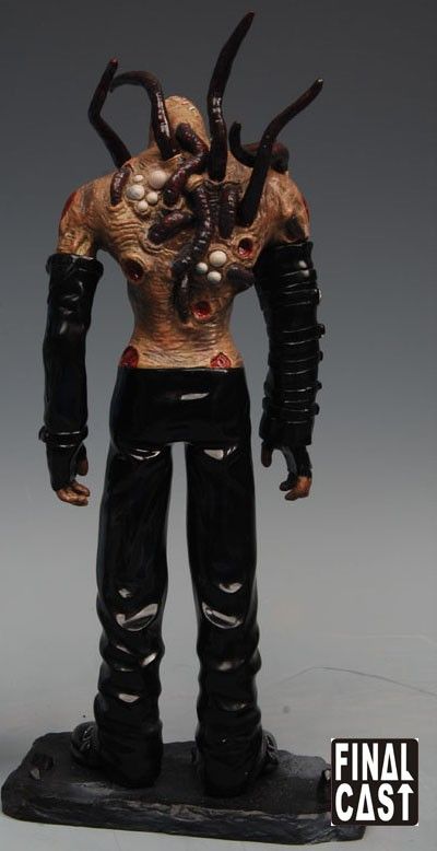 Resident Evil 3 Boss Nemesis Pursuer Chaser figure  