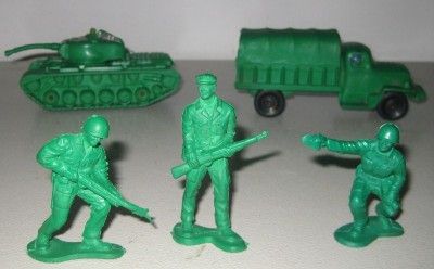 Auburn 1950s Rubber WW2 Truck Tank GI Army Soldiers  