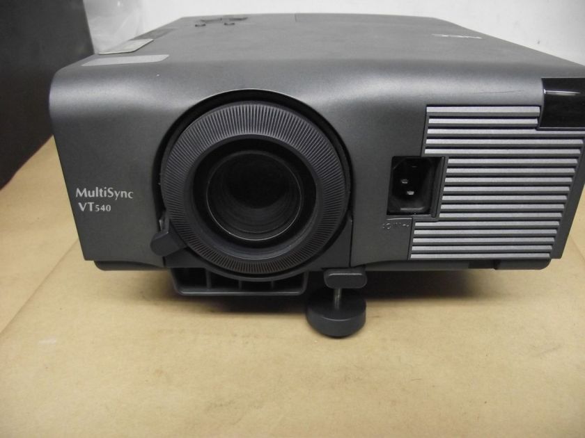 NEC MULTISYNC VT540   LCD PROJECTOR  