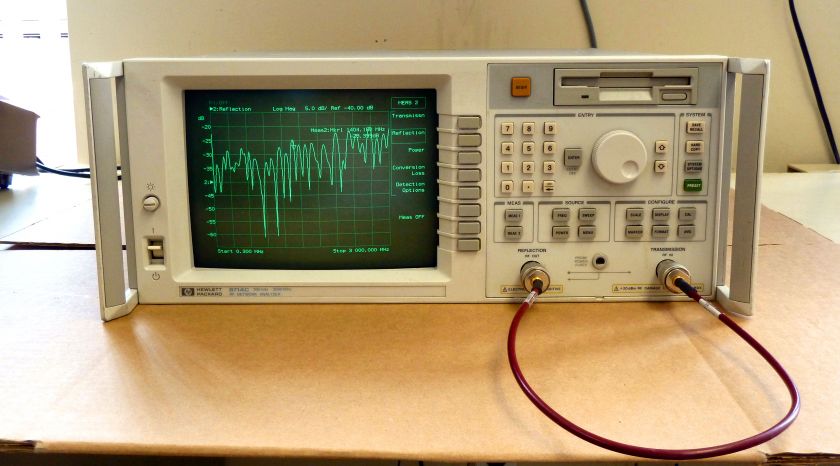 HP/Agilent 8714C 300 kHz 3.0GHz Network Analyzer ( with Calibration 