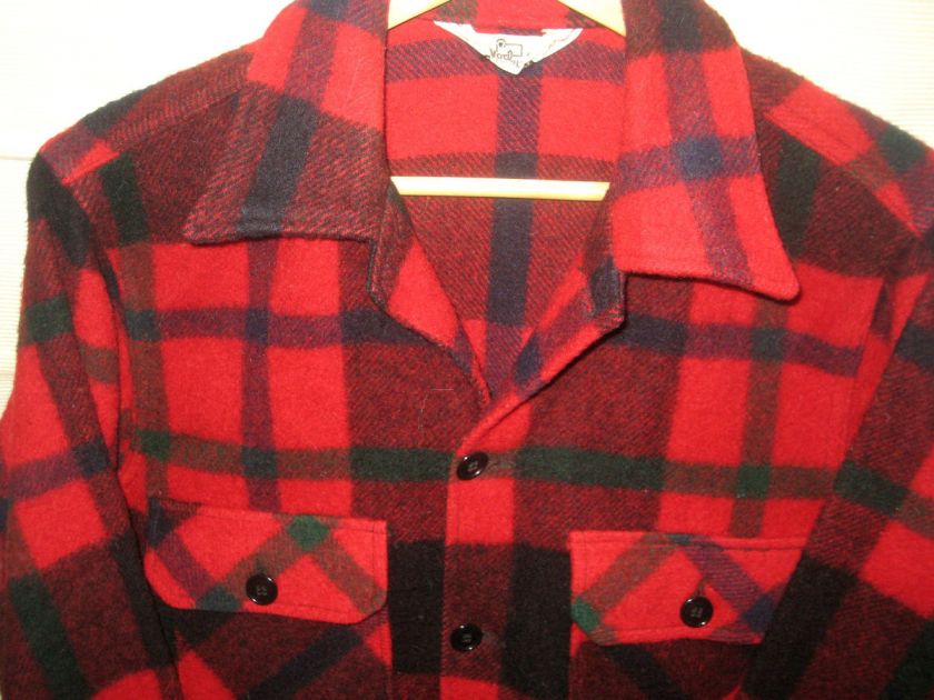 VINTAGE WOOLRICH HUNTING RED & GREEN & BLACK PLAID BLANKET WOOL SHIRT 