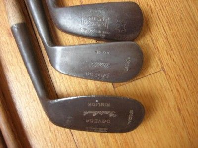 VINTAGE HICKORY SHAFT GOLF CLUD SET DAVEGA 7 CLUBS  