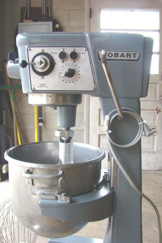   D300 30 Qt Quart 115V Planetary Bakery Pizza Dough Mixer VERY NICE