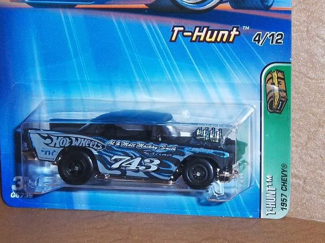 2005 $UPER TREASURE HUNT HOTWHEELS 57 CHEVY W/BLACK RRS(CHASE CAR 