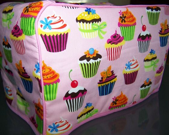 Pink Cupcakes Quilted Cover for 4 Slice Toaster NEW  