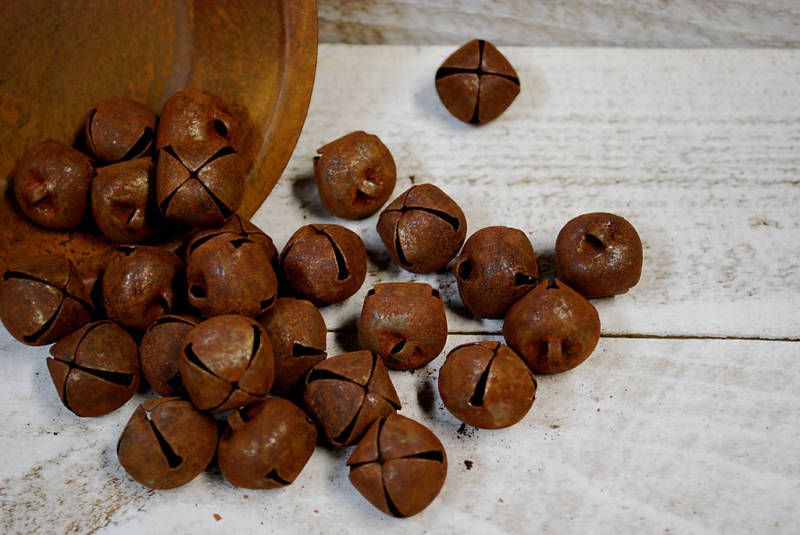 48 Primitive Rusty Tin Jingle BELLS   20mm   3/4 ++  