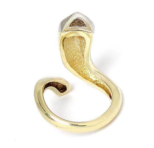 STUNNING VINTAGE 14k TWO TONE GOLD & DIAMOND SNAKE RING  